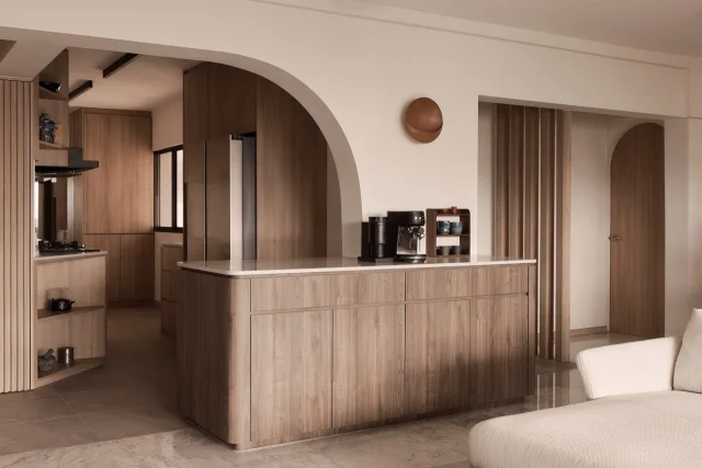 Resale Delta 5-Room — Resale HDB · 5-Room interior by The Local INN.terior