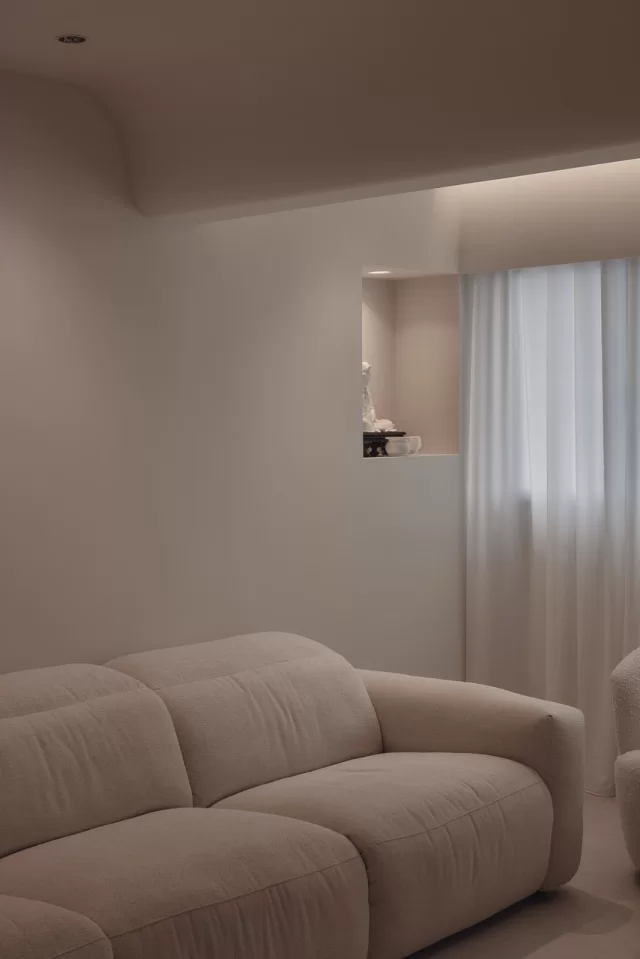 Resale Choa Chu Kang 5-Room — Resale HDB · 5-Room interior by The Local INN.terior
